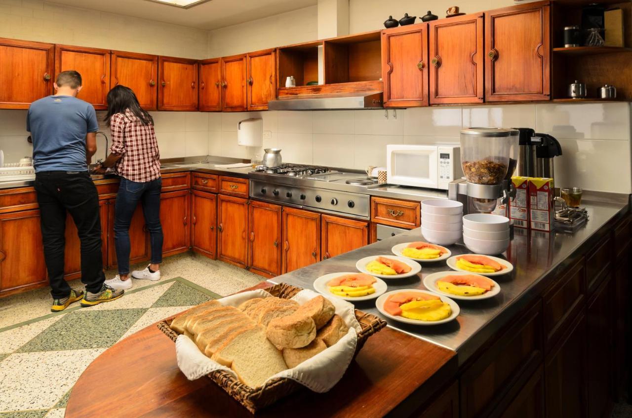 Hostal La Pinta بوغوتا المظهر الخارجي الصورة