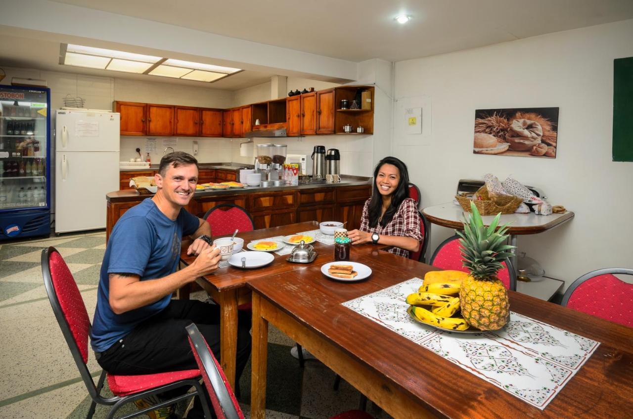 Hostal La Pinta بوغوتا المظهر الخارجي الصورة