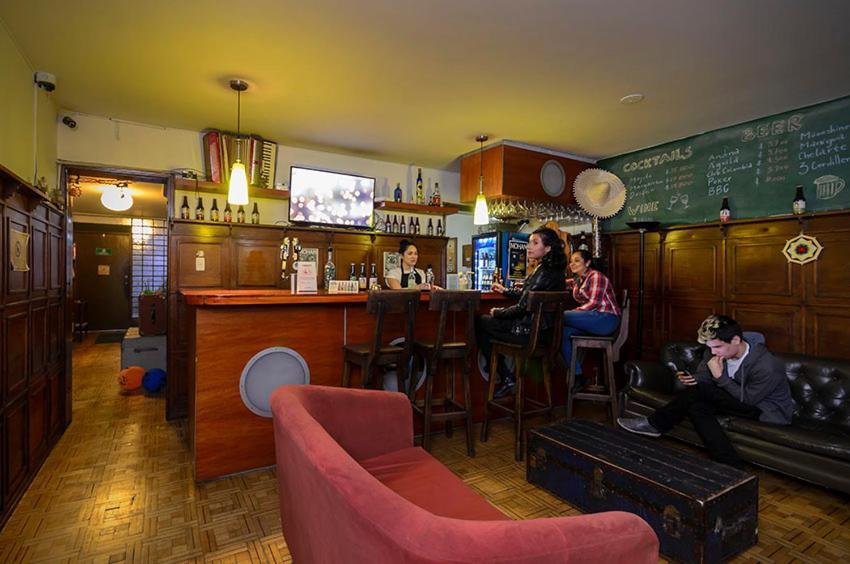 Hostal La Pinta بوغوتا المظهر الخارجي الصورة