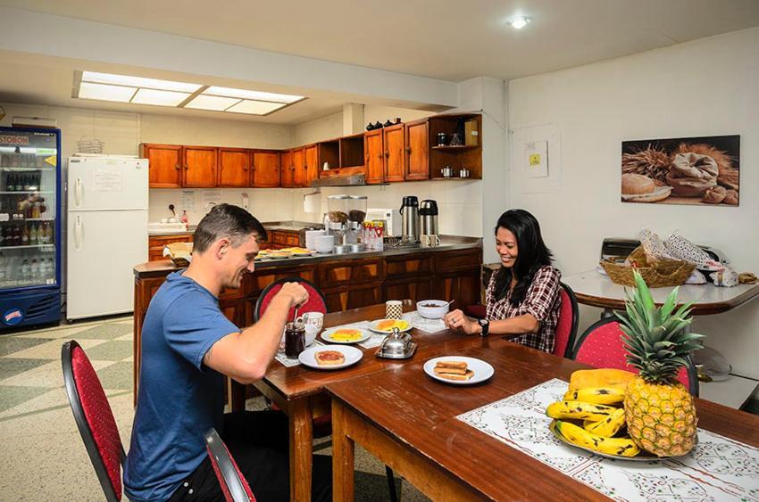 Hostal La Pinta بوغوتا المظهر الخارجي الصورة
