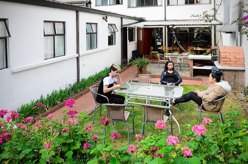 Hostal La Pinta بوغوتا المظهر الخارجي الصورة